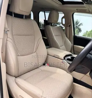 Toyota Land Cruiser 2023 White