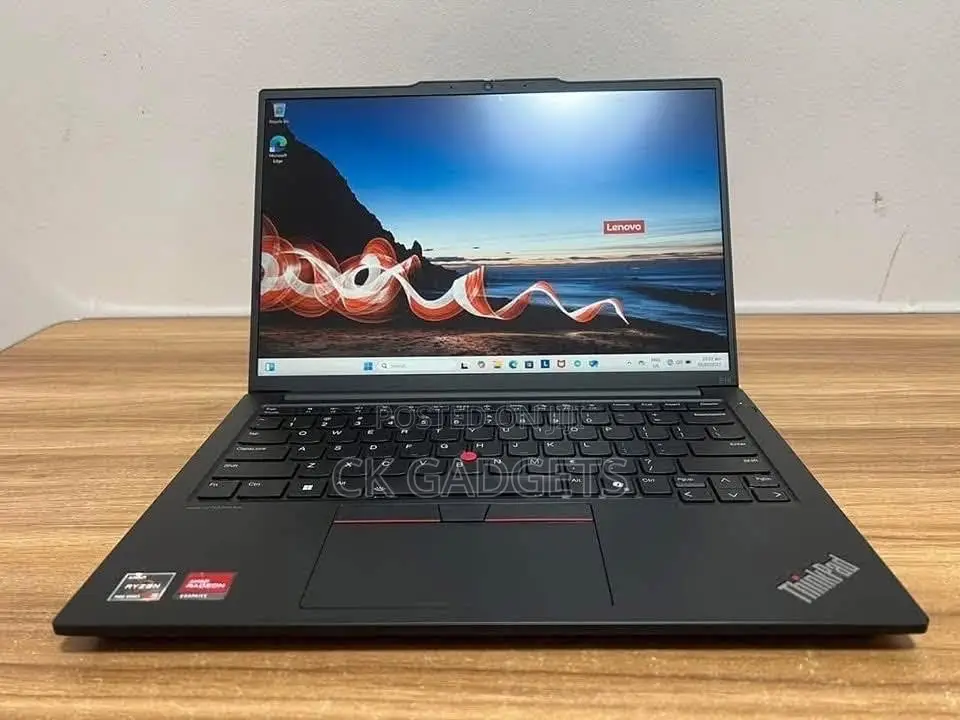 New Laptop Lenovo ThinkPad E14 G5 16GB AMD Ryzen 5 SSD 512GB