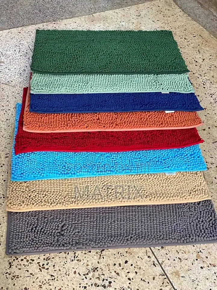 Bathroom Mats / Door Mats - Colour May Vary