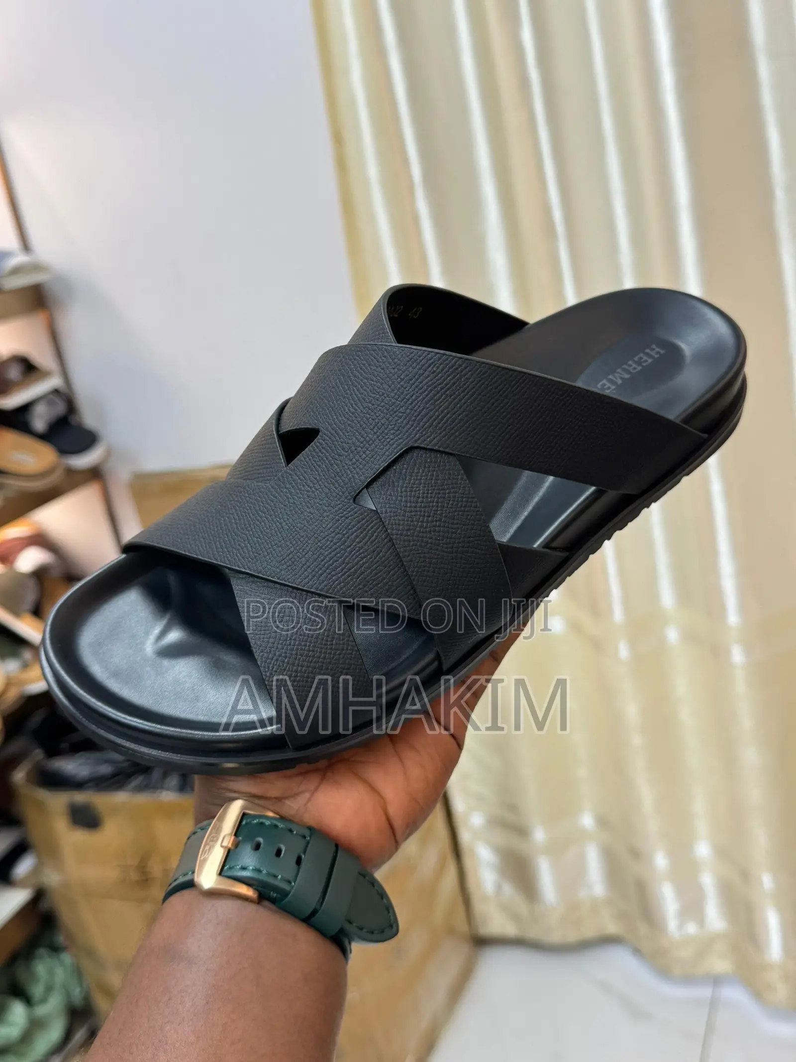 New Classic Men's Inter-Crossed Leather Hermes Sandals in Stock