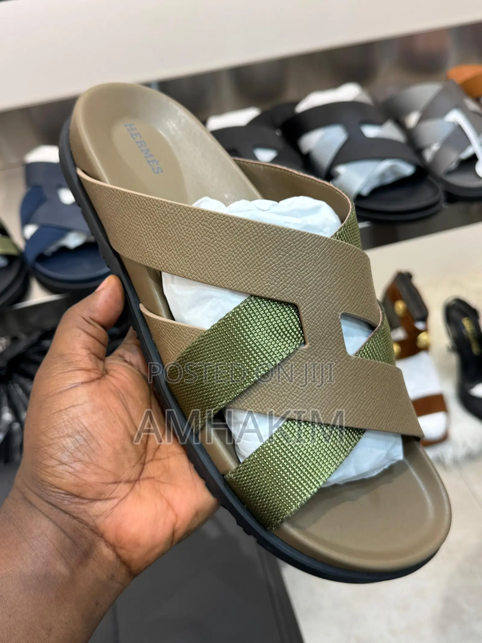 New Classic Men's Inter-Crossed Leather Hermes Sandals in Stock