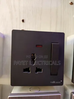 Vellomax Single Socket With Large Switch