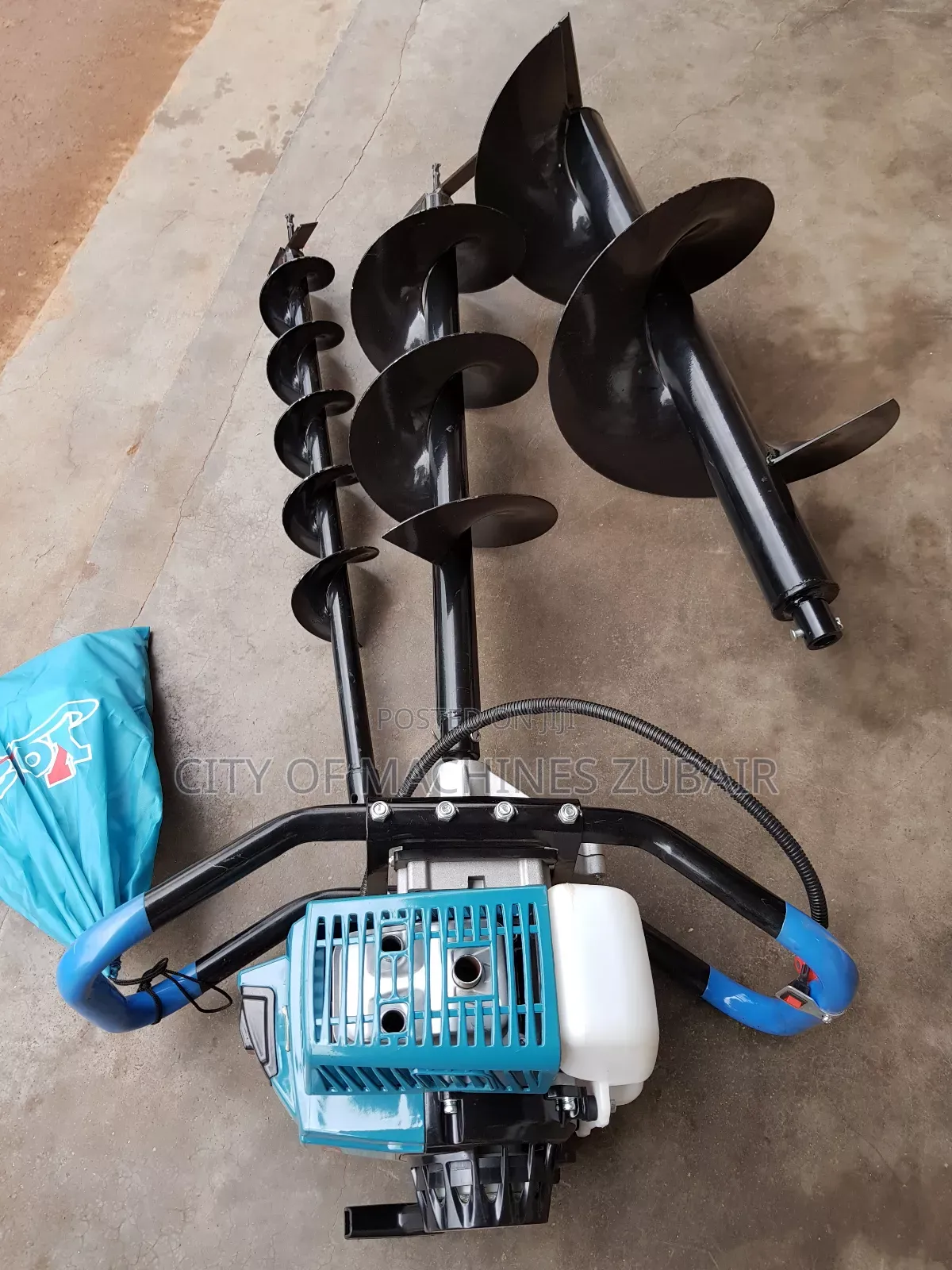 Gasoline Earth Auger