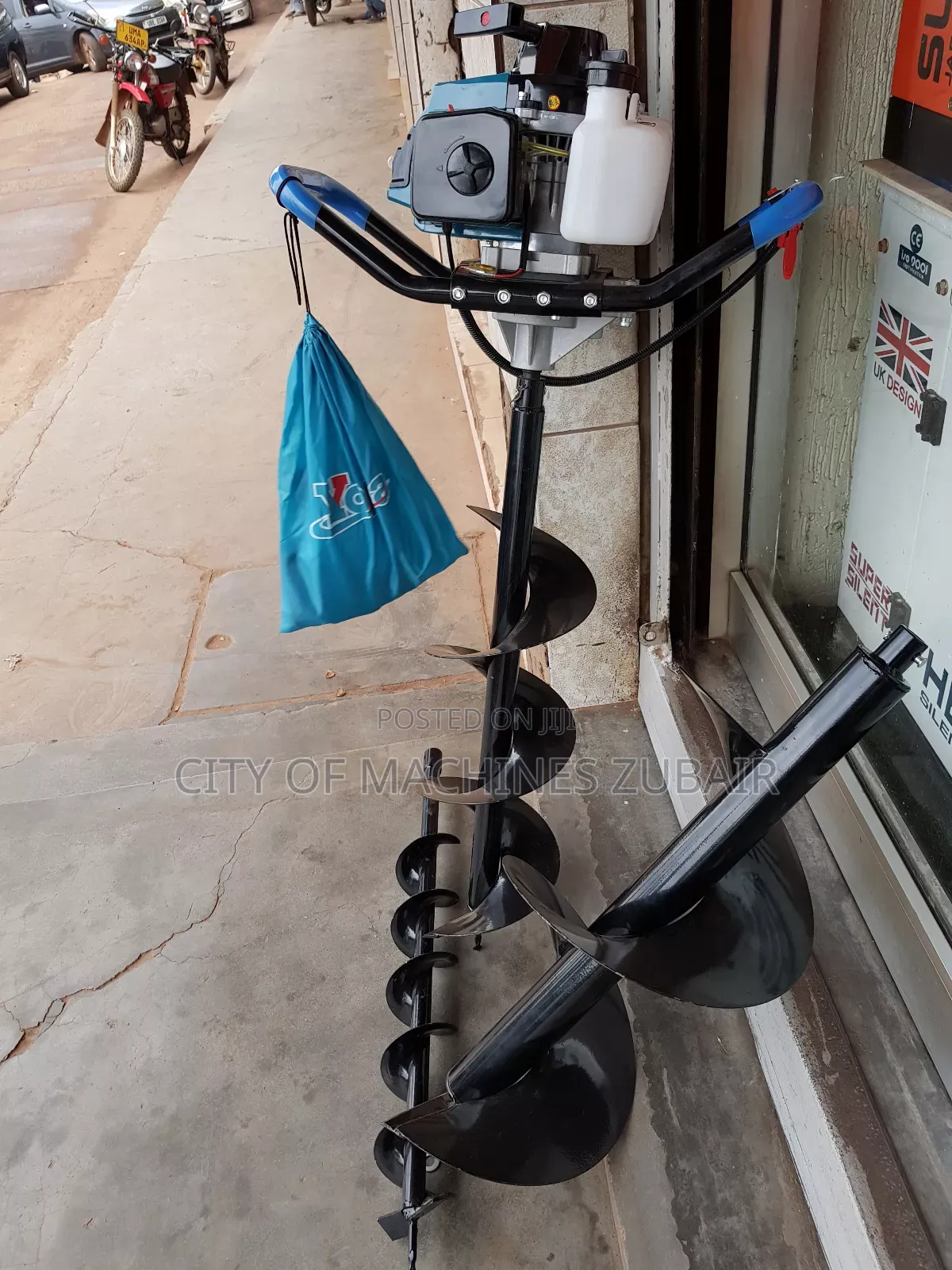 Gasoline Earth Auger