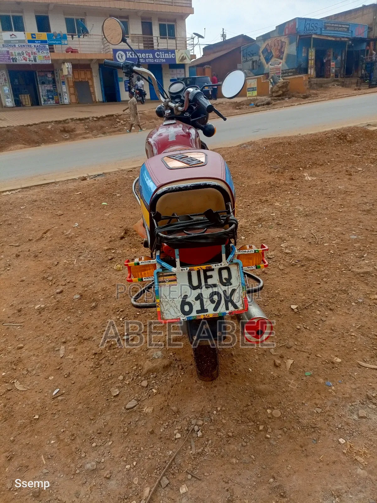 Bajaj Boxer 100 2024 Red
