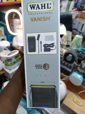 Wahl Professional 5 Star Vanish Shaver.