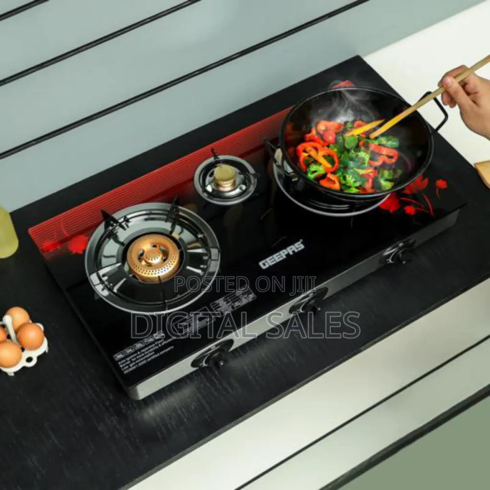 Geepas Ggc31012 3-Burner Gas Cooker Size 70mm, 40mm 90mm