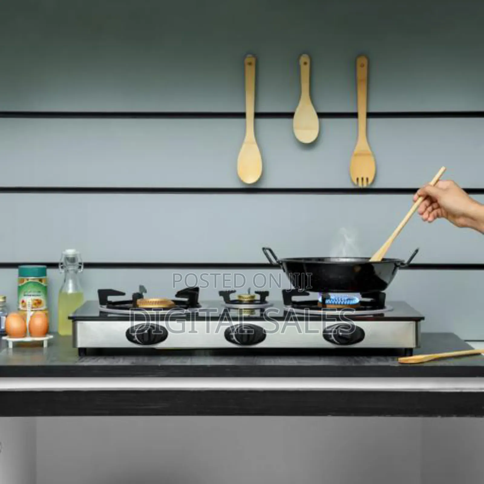 Geepas Ggc31012 3-Burner Gas Cooker Size 70mm, 40mm 90mm