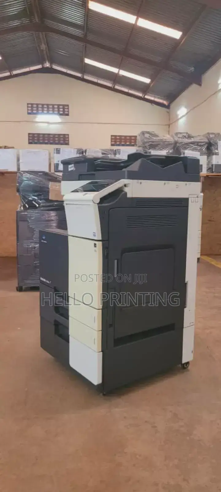 Bizhub C284e - Built in Scanning,Faxing Copying .