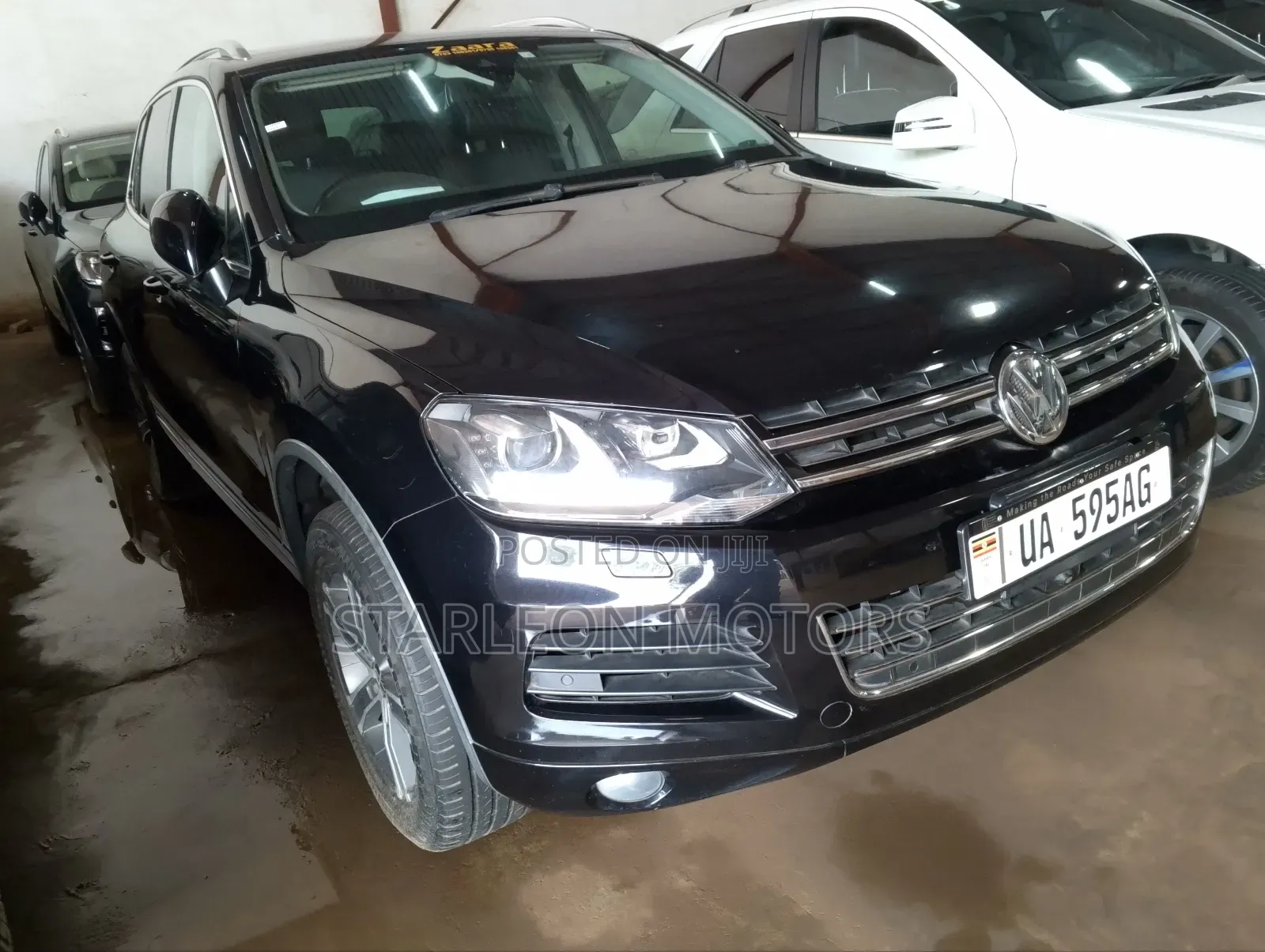 Volkswagen Touareg VR6 Sport 2012 Black