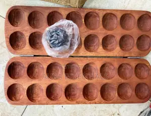 Unique New Wooden Omweso Board