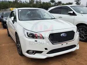 Subaru Legacy 2.5i Premium 4dr Sedan AWD (2.5L 4cyl CVT) 2015 White