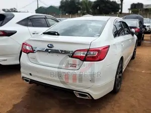 Subaru Legacy 2.5i Premium 4dr Sedan AWD (2.5L 4cyl CVT) 2015 White