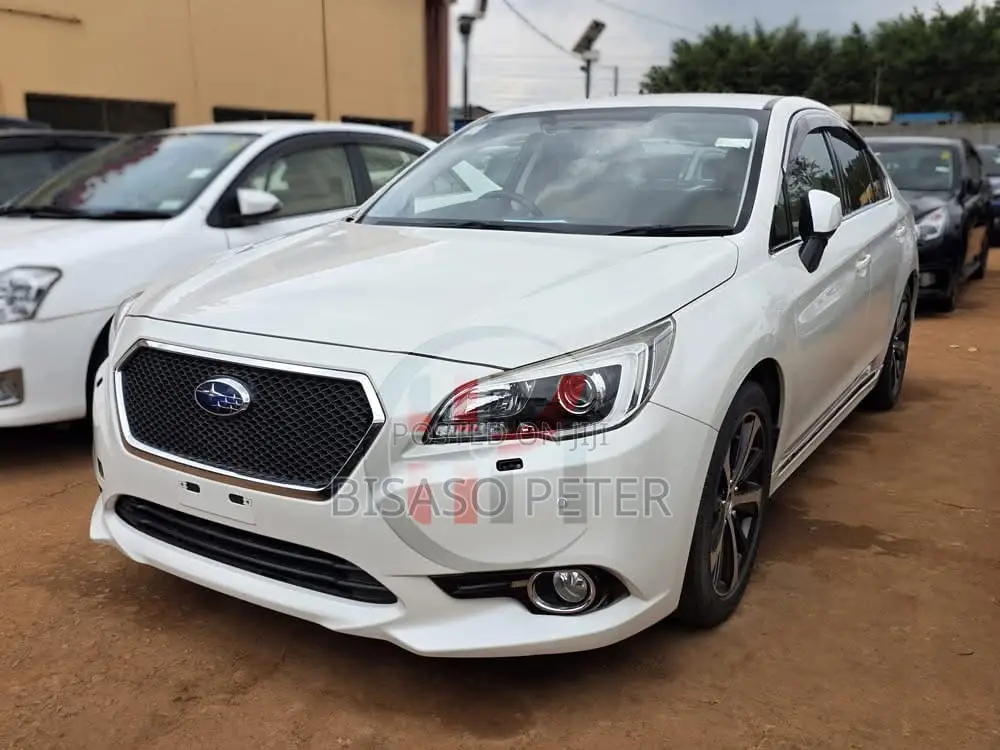 Subaru Legacy 2.5i Premium 4dr Sedan AWD (2.5L 4cyl CVT) 2015 White
