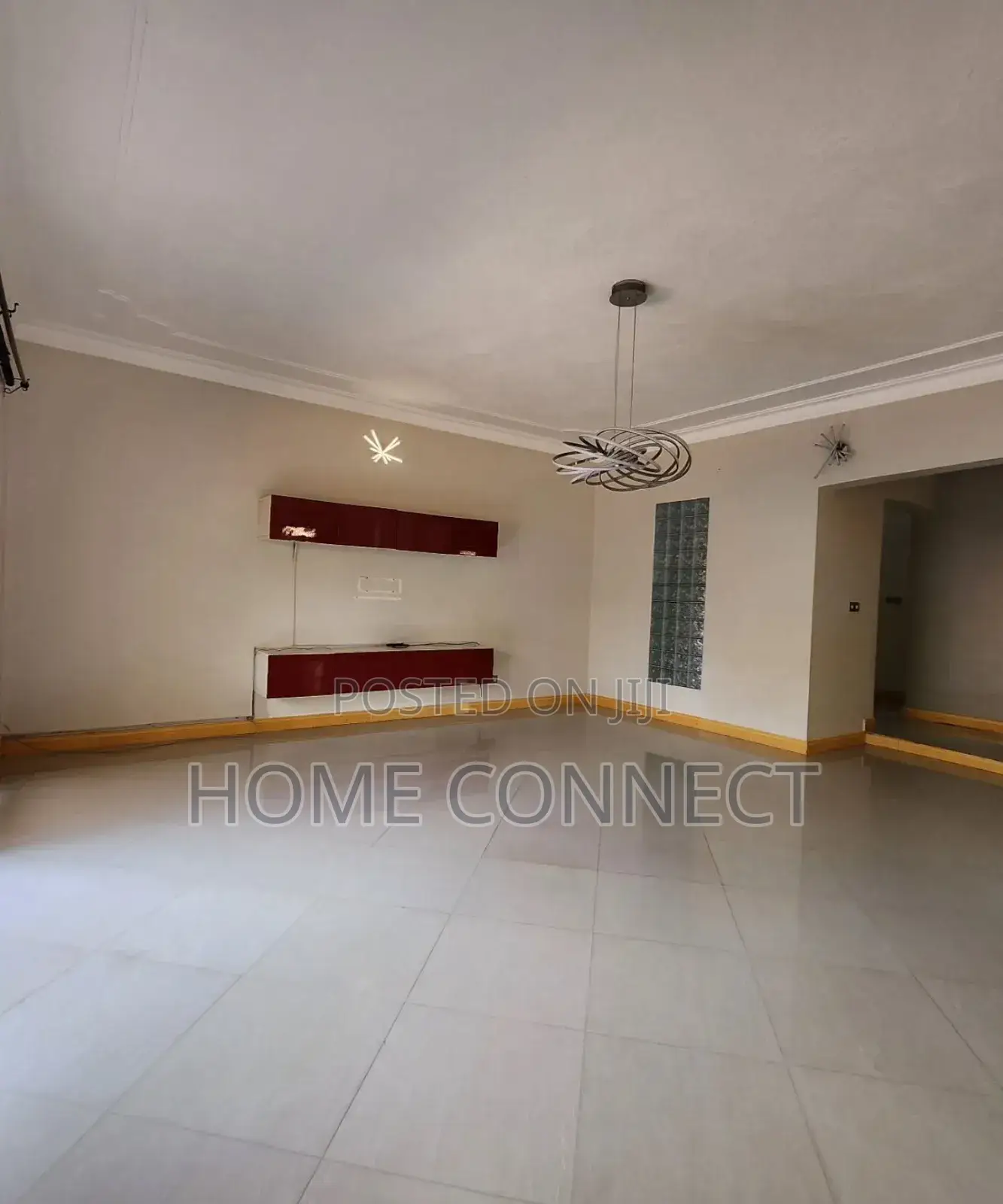 4bdrm Bungalow in Muyenga, Central Division for rent