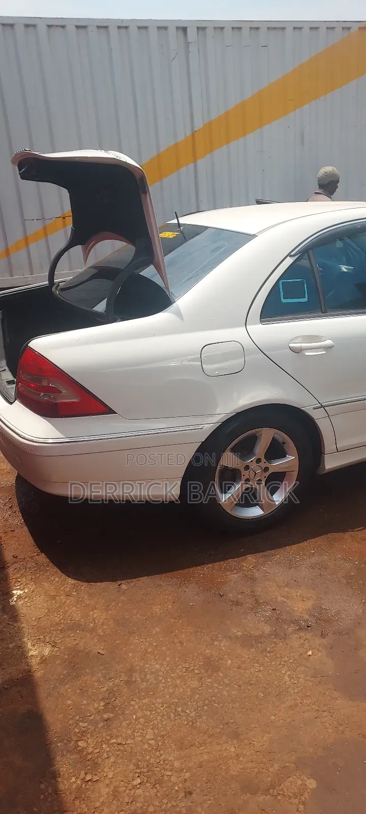 Mercedes-Benz C200 2006 White