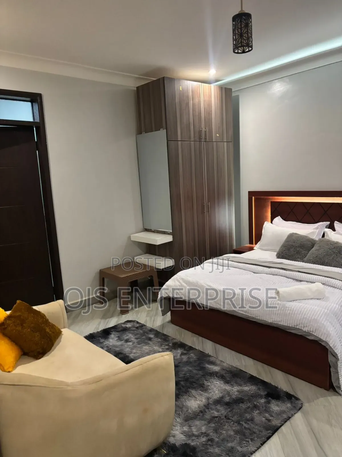 Furnished Studio Apartment in Central Division for rent