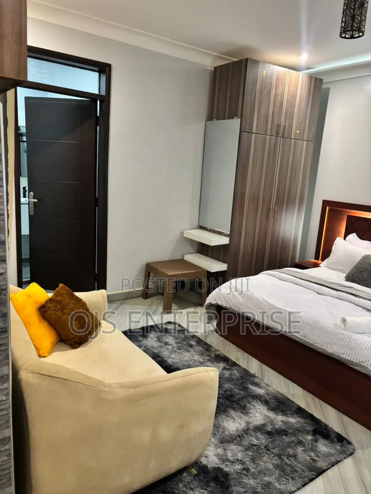 Furnished Studio Apartment in Central Division for rent