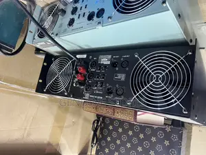Crest Audio 12 Power Amp.