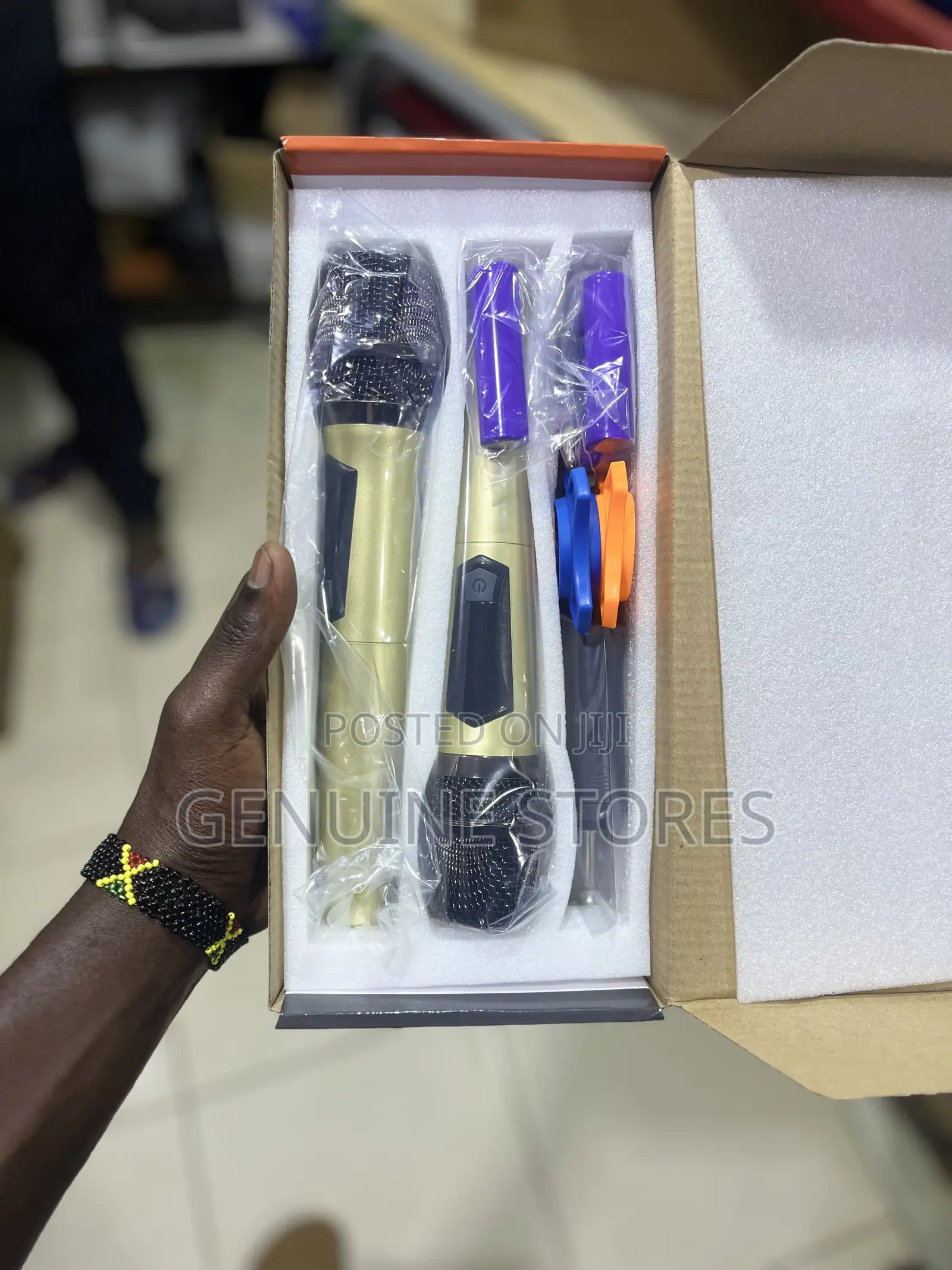 Uhf Wireless Double Professional Microphones.