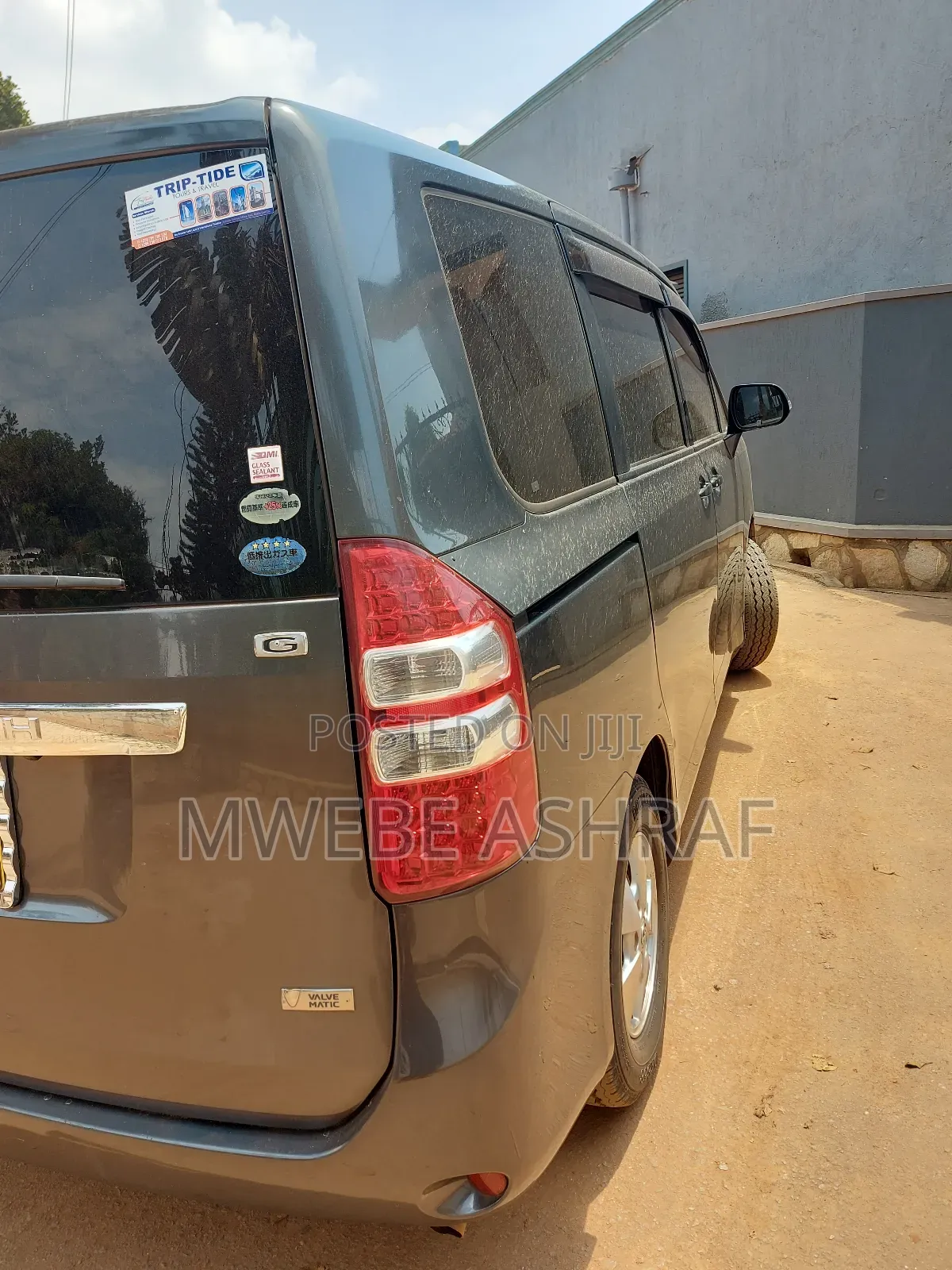 Toyota Noah New Model for Hire