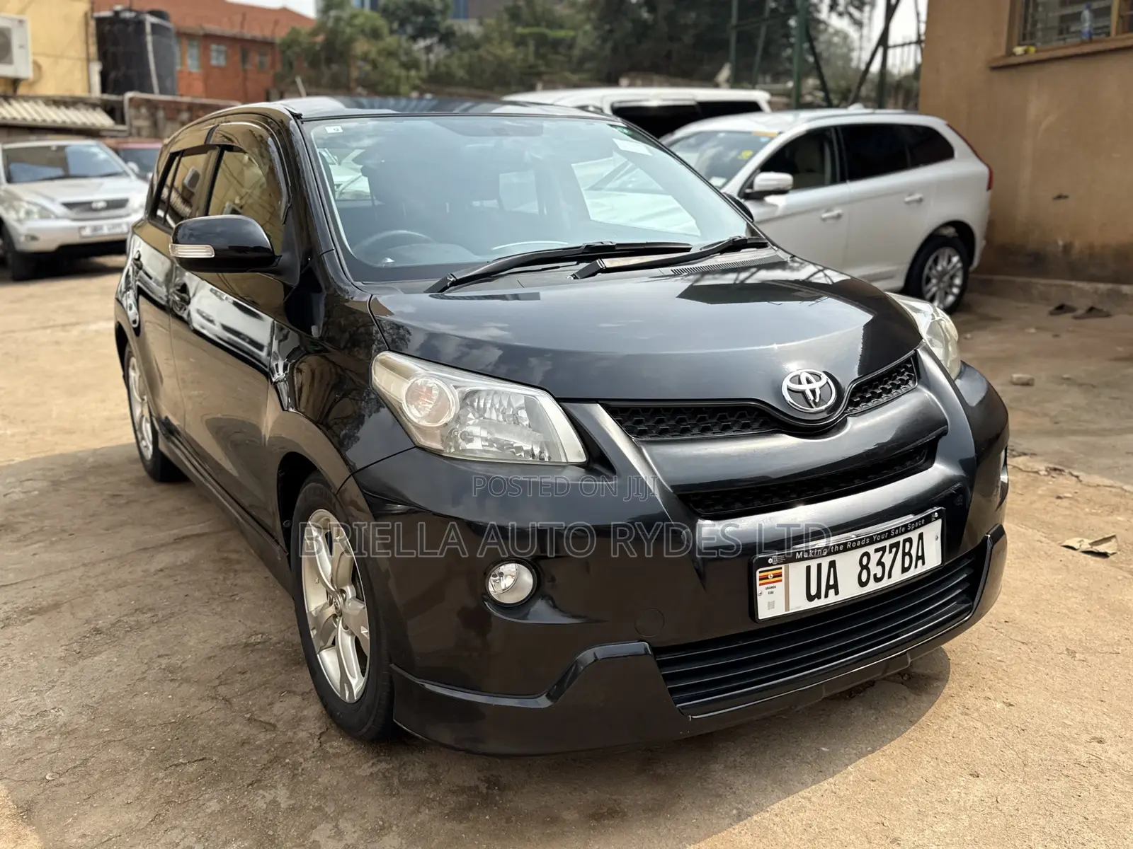 Toyota IST 2010 Black