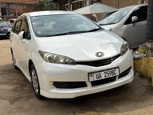 Toyota Wish 2010 White