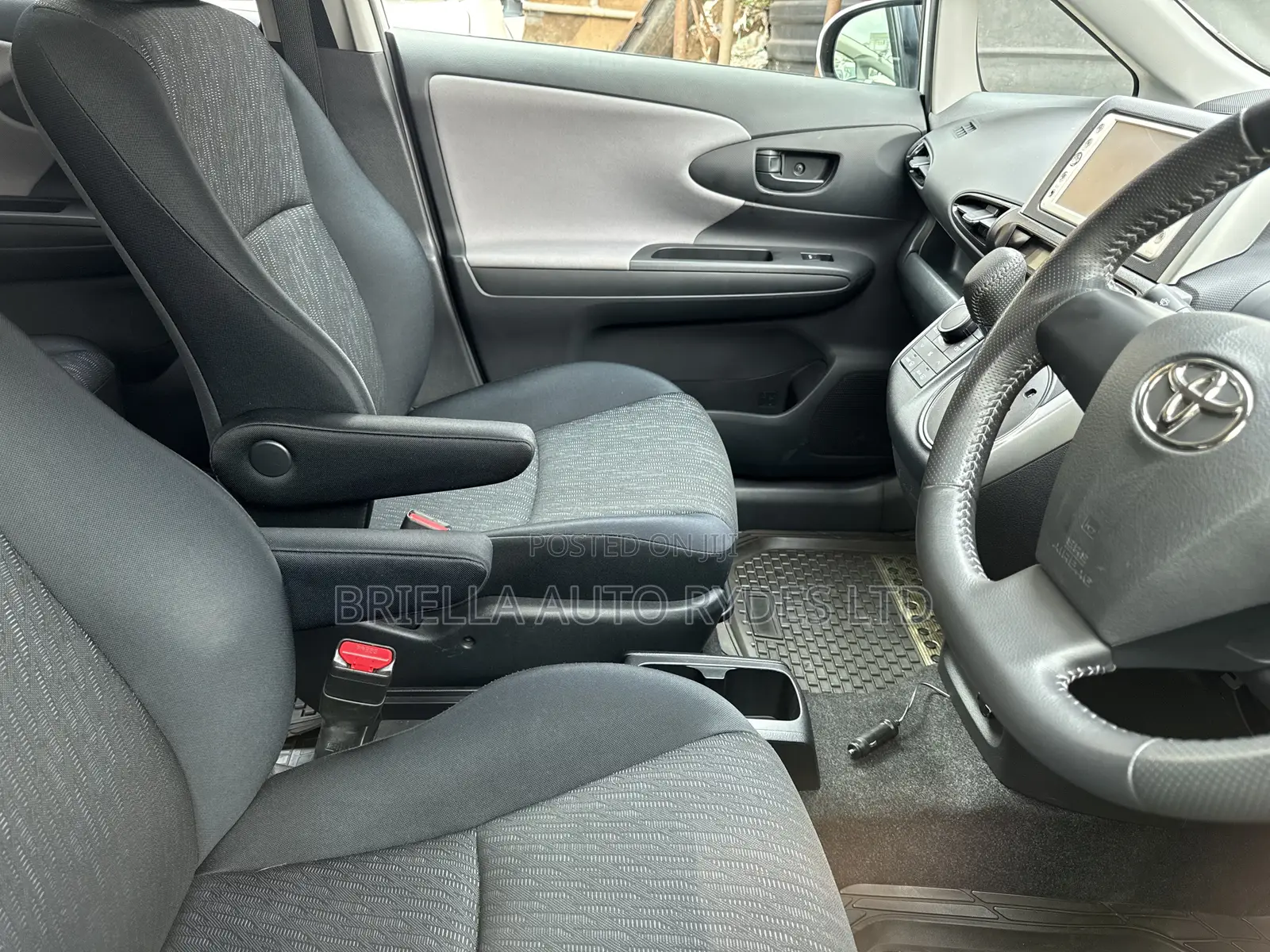 Toyota Wish 2010 White