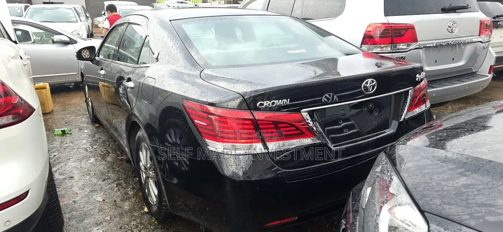 Toyota Crown 2017 Black