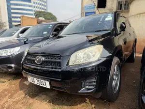 Toyota RAV4 2010 Black