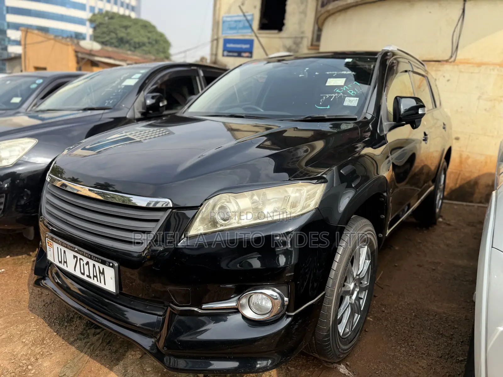 Toyota Vanguard 2011 Black