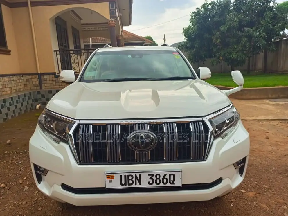 Toyota Land Cruiser Prado 2018 White