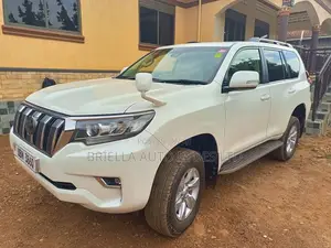 Toyota Land Cruiser Prado 2018 White