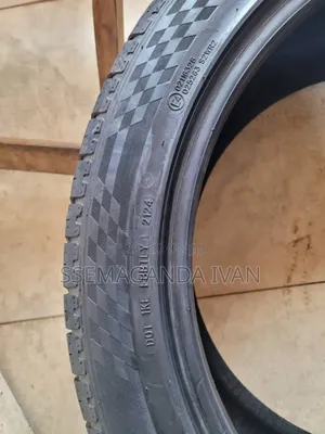 275/40r20 Rxmotion Very Good Condition Used Tires