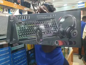 Onikuma Tz5006 5-in-1 Gaming Combo Kit.