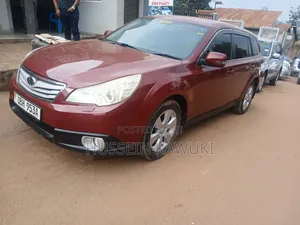 Subaru Outback 2010 Red