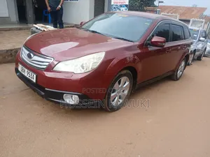 Subaru Outback 2010 Red