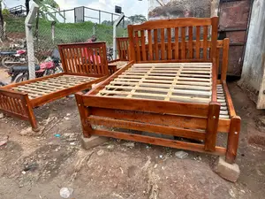 Solid Simple Queen Bed