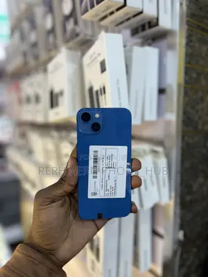 New Apple iPhone 13 128 GB Blue
