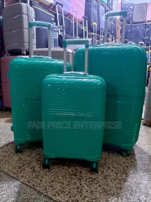 (3 in 1)Executive Rubber Plastic Suitcases Sets