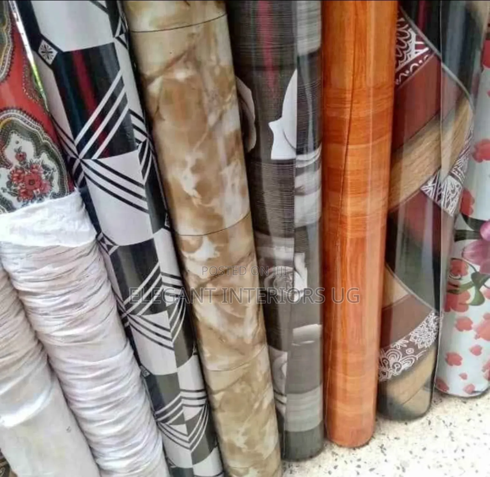 Plastic and Rumbe Carpets Per Square Meter Available at Cheap Price