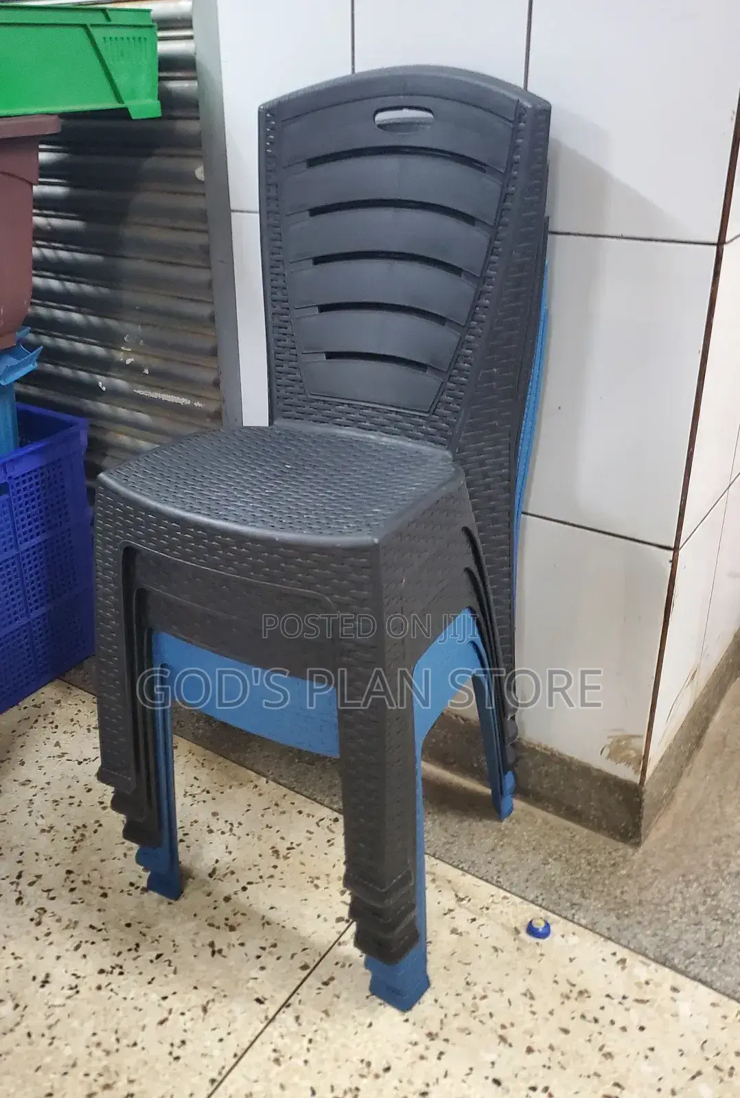 Blue and Black Textured Plastic Chairs for Restaurant and Bar