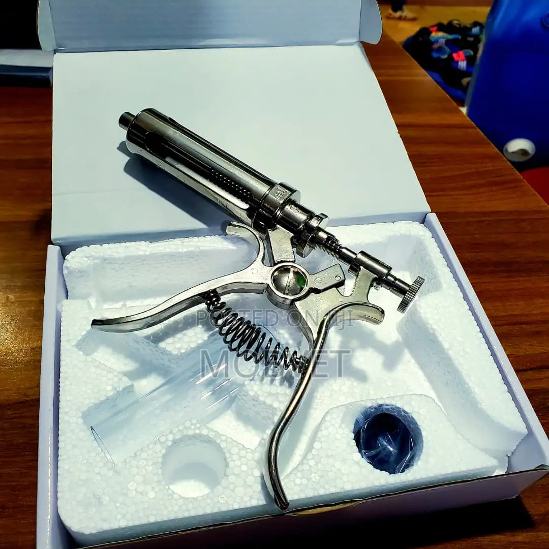 Multi-Dose Veterinary Syringe