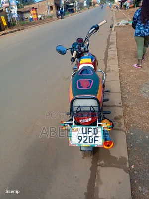 Bajaj Boxer 100 2024 Red