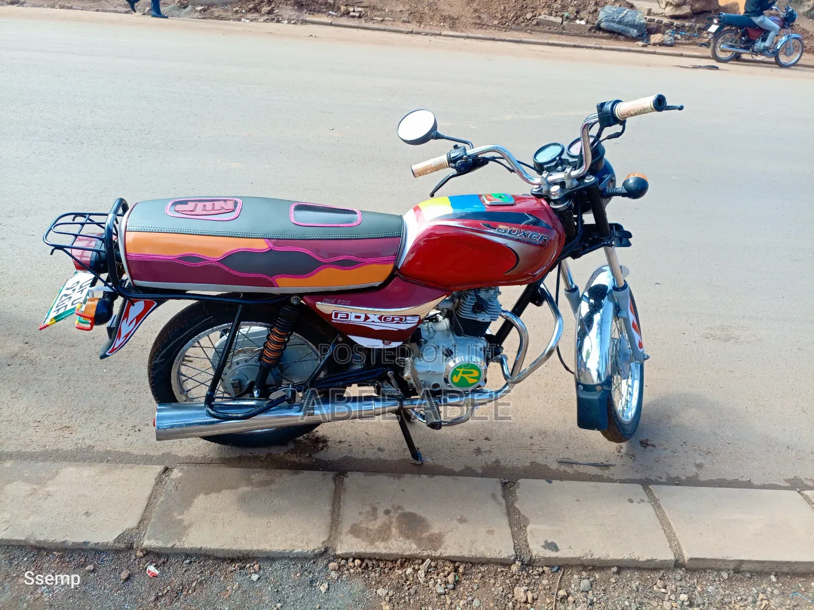 Bajaj Boxer 100 2024 Red