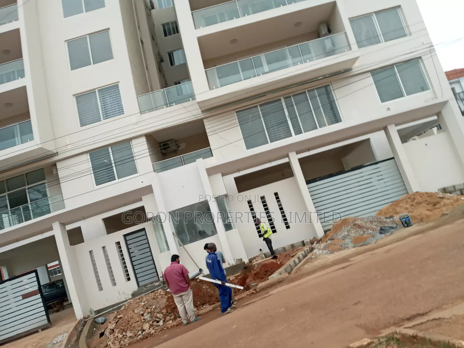 Furnished 3bdrm Apartment in Kanjokya Street, Central Division for rent