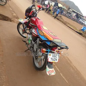 TVS HLX 125 2024 Red