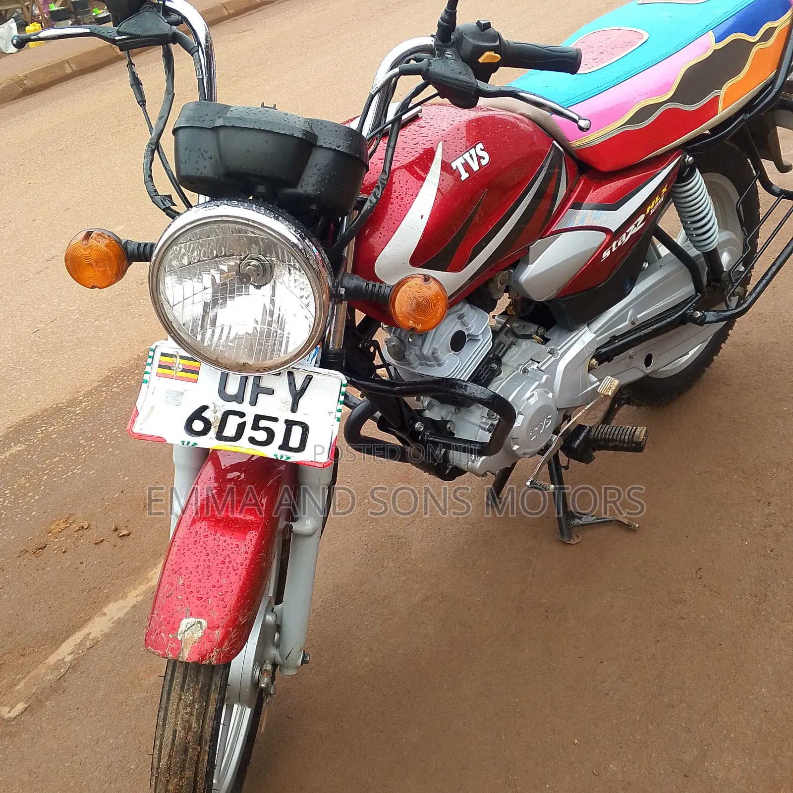 TVS HLX 125 2023 Red