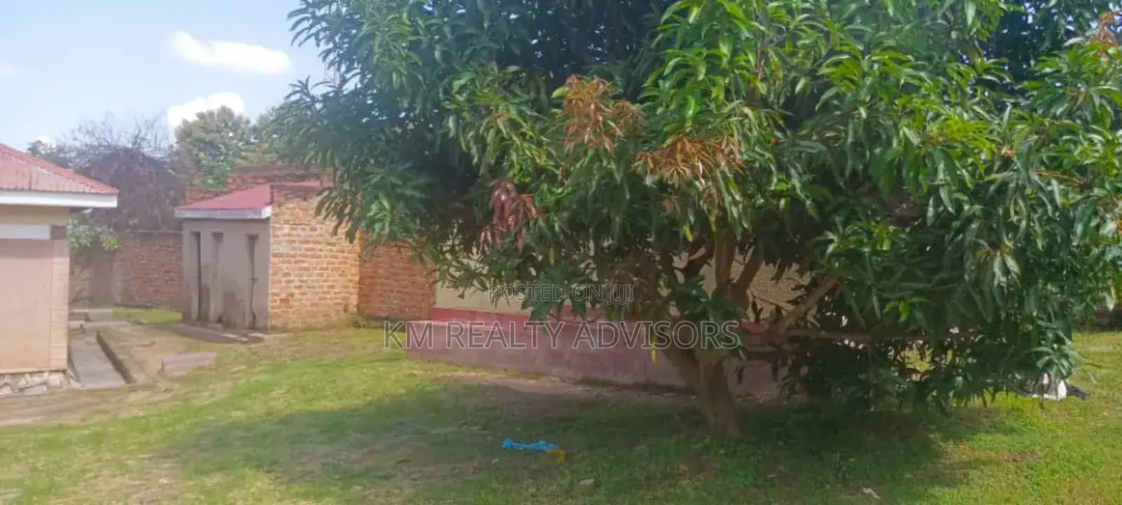 2bdrm Block of Flats in Arua for sale