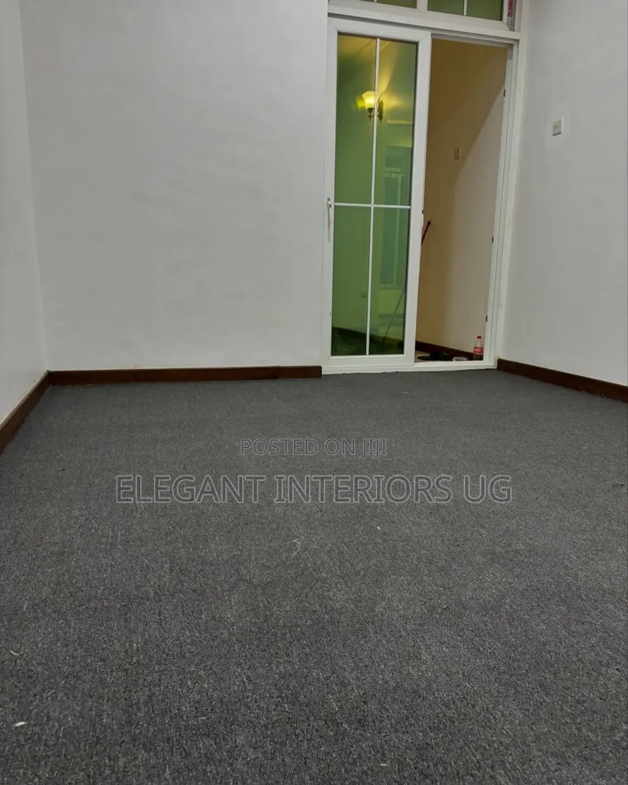 Elegant Woolen Carpets Available for Offices and Shops